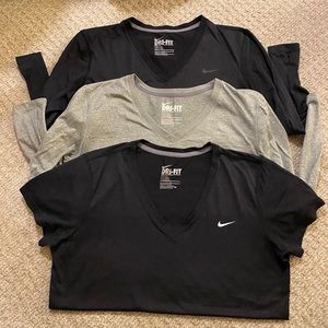 Nike v-neck top bundle